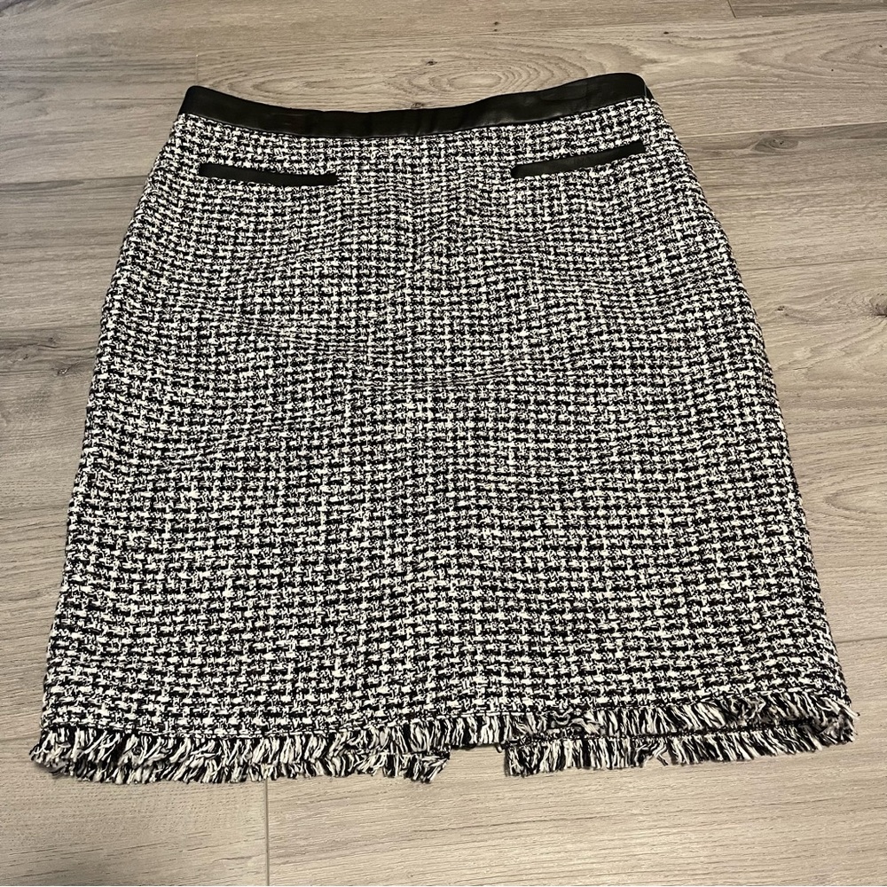 OLSEN EUROPE Black White Tweed Cotton Mini Skirt Size S-M/8 Small Medium 8